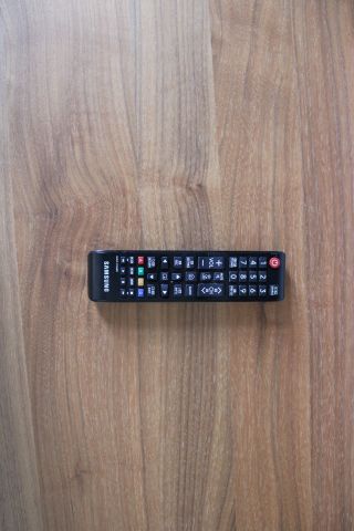 718222-6 UHD TV, Samsung 75"