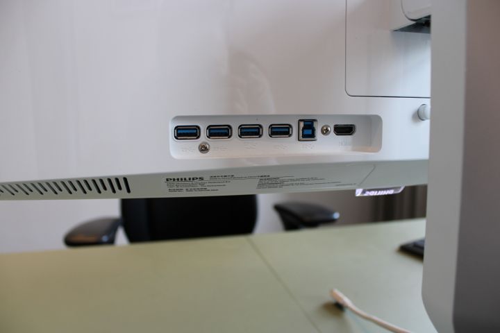 718241-4 Computer screen 34 ", Philips 349X7F, curved