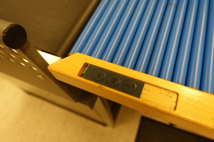 728055-7 Checkout counter with tobacco rack