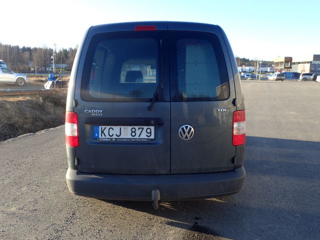 687947-6 VW Caddy Maxi 1.9 TDI -10 Reg no. KCJ879