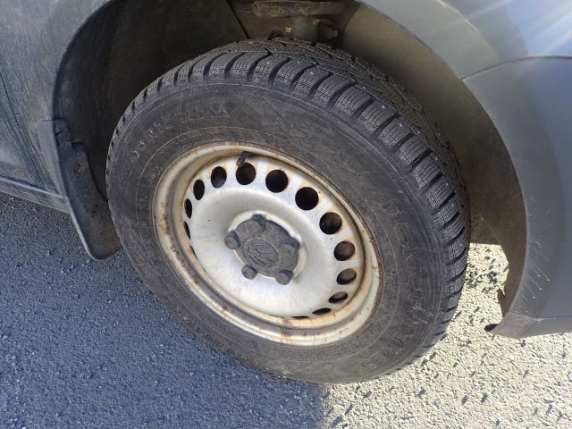 687947-38 VW Caddy Maxi 1.9 TDI -10 Reg no. KCJ879