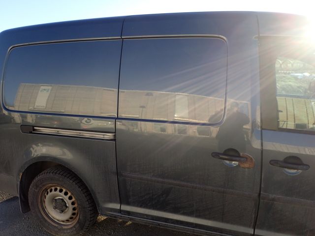 687947-44 VW Caddy Maxi 1.9 TDI -10 Reg no. KCJ879