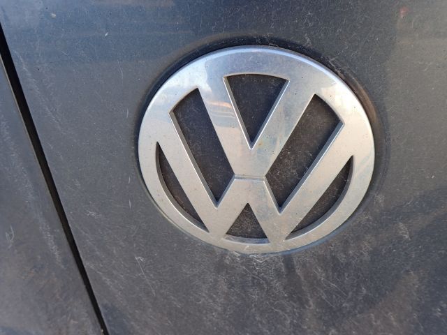 687947-51 VW Caddy Maxi 1.9 TDI -10 Reg no. KCJ879