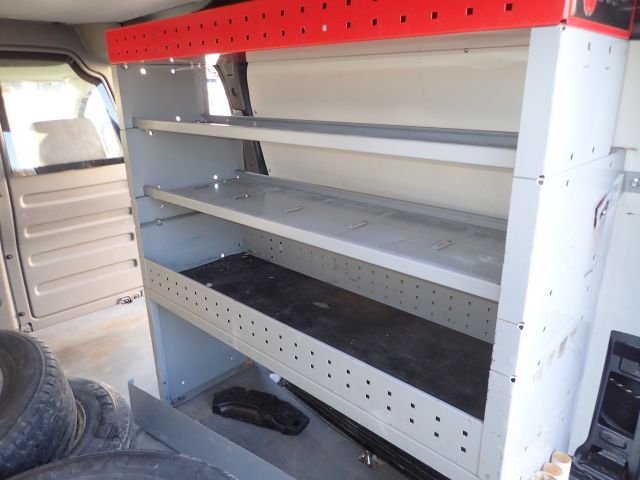 687947-60 VW Caddy Maxi 1.9 TDI -10 Reg no. KCJ879