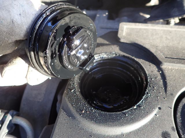 687947-74 VW Caddy Maxi 1.9 TDI -10 Reg no. KCJ879