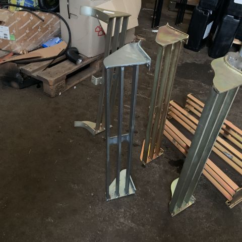 716033-2 Footsteps to cab, 7 pcs