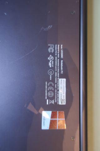 718242-12 Laptop, ASUS UX305C