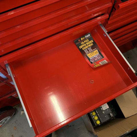 720957-8 Tool shelf El