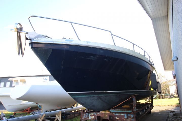 715959-4 Motorboat Ilver Big Game 45 -1987 (repair object)