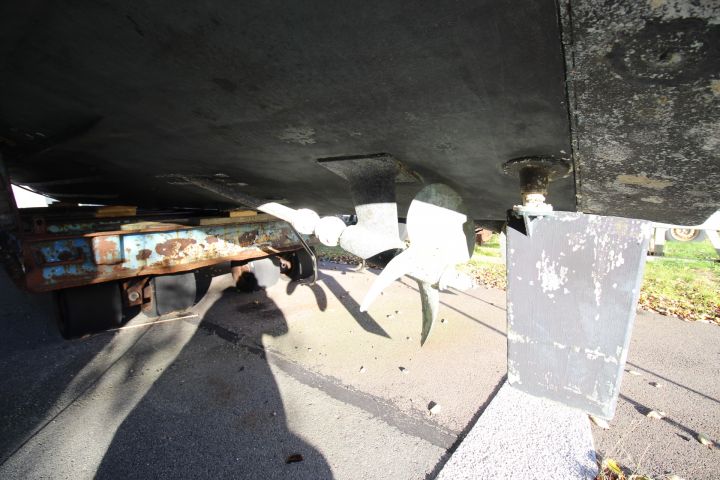 715959-16 Motorboat Ilver Big Game 45 -1987 (repair object)