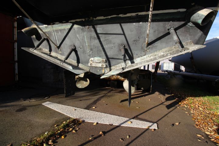 715959-18 Motorboat Ilver Big Game 45 -1987 (repair object)