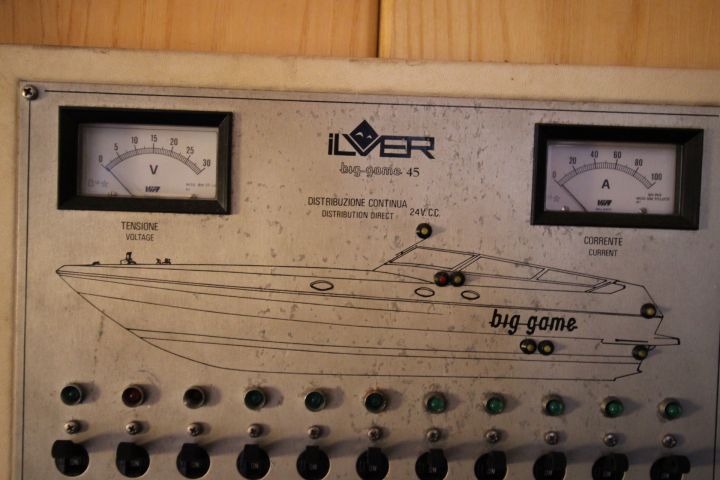 715959-47 Motorboat Ilver Big Game 45 -1987 (repair object)