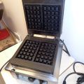 688989-4 Waffle iron Royal RCWM-2000-E