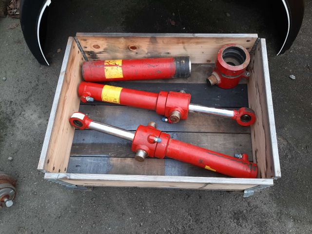 723008-1 Tilt Cylinders Indexator RT 40, 2 pcs