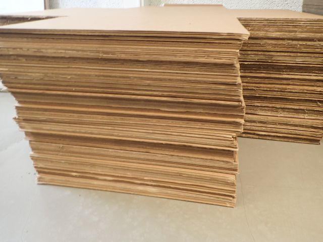 689004-4 Packing boxes paintings