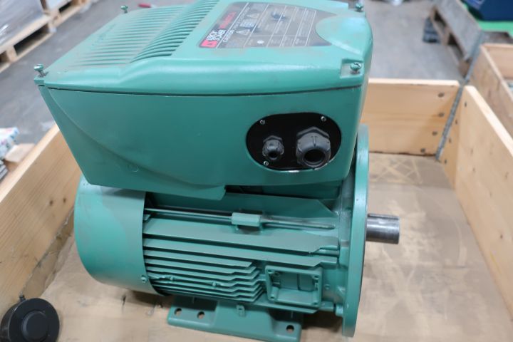 728868-3 Electric motor Leroy Somer Varmeca 33T 750