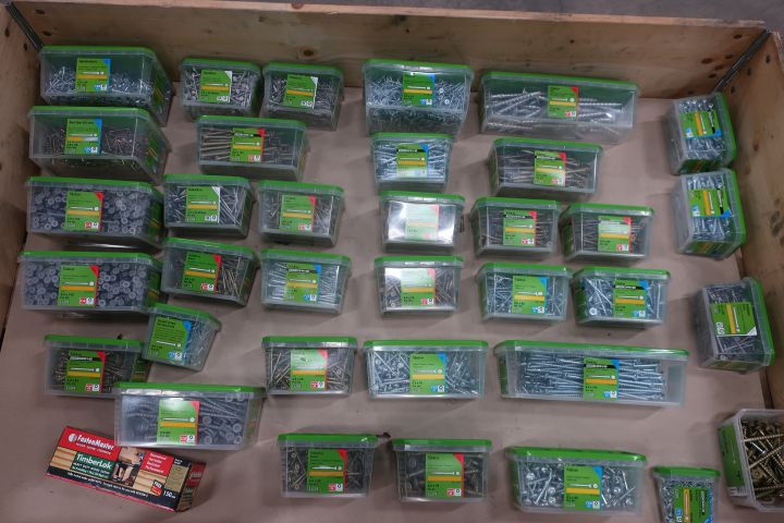 726556-1 Assortment with screw and screw accessories