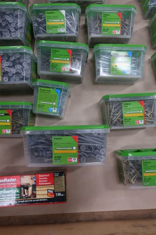 726556-5 Assortment with screw and screw accessories