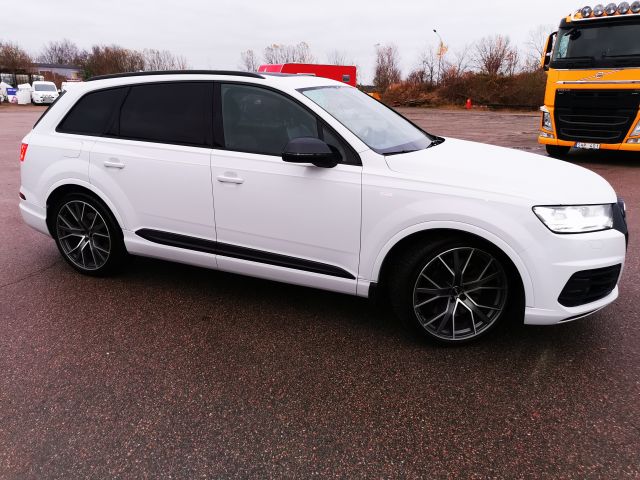 730242-8 Audi Q7 SQ7 4.0 TDI quattro (435hp) - 2018 (KEE275)