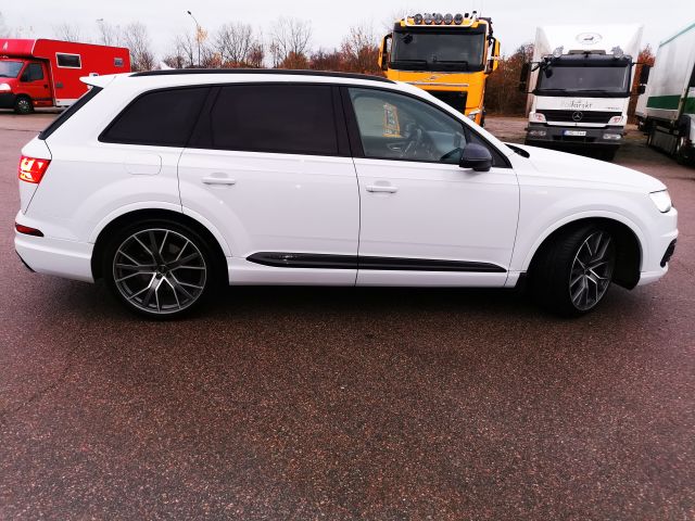 730242-9 Audi Q7 SQ7 4.0 TDI quattro (435hp) - 2018 (KEE275)