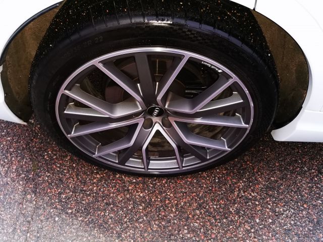 730242-18 Audi Q7 SQ7 4.0 TDI quattro (435hp) - 2018 (KEE275)