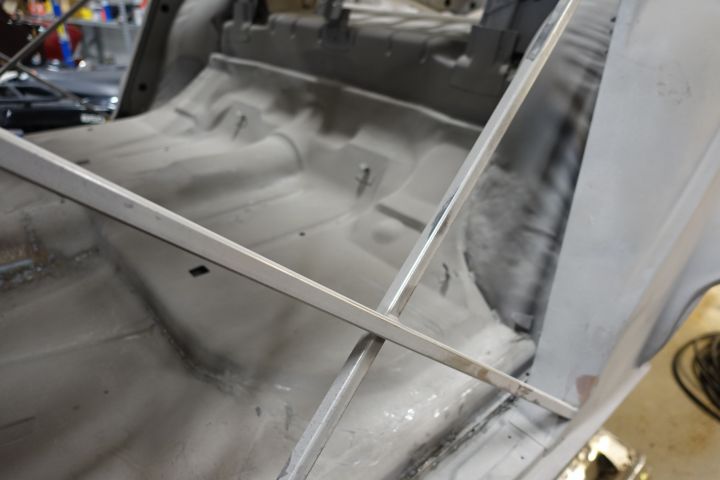 730769-9 Oldsmobile ninety-eight 1958 (updated information)