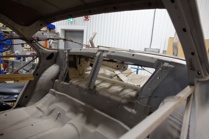 730769-10 Oldsmobile ninety-eight 1958 (updated information)