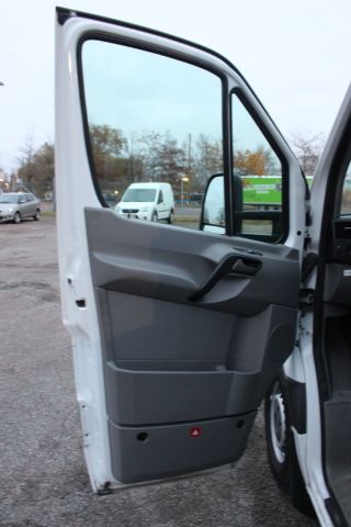702361-28 Mercedes-Benz Sprinter 319 BlueTEC (190 hp, 108926 km) -2016