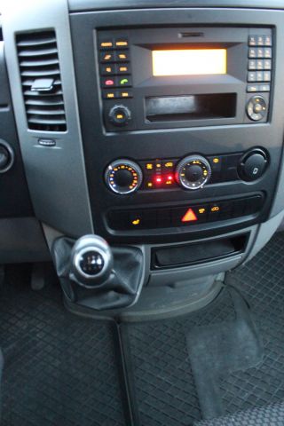 702361-37 Mercedes-Benz Sprinter 319 BlueTEC (190 hp, 108926 km) -2016