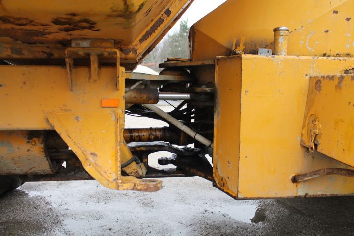 730794-19 Articulated Dumper Hydrema 910