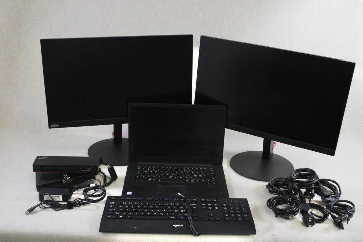 721188-1 Lenovo Thinkpad P1 (Gen 1) with hub and 2x monitors