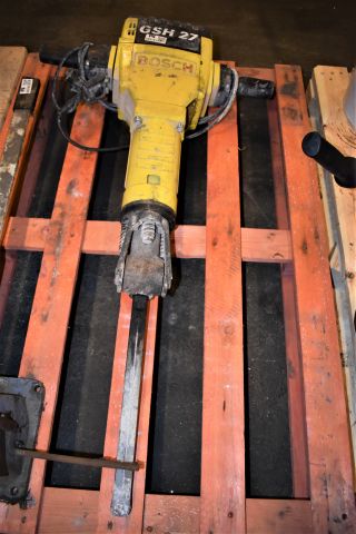 685191-1 Car machine - Bosch