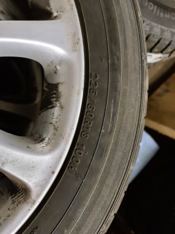 659676-8 2 Dunlopp summer tires 225/60/18 + 2 Falken Ziex 225/60/18