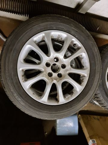 659676-9 2 Dunlopp summer tires 225/60/18 + 2 Falken Ziex 225/60/18