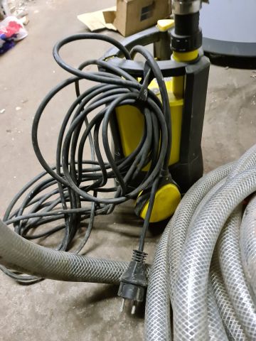 730281-4 Kärcher SPD 9500 dränkbar pump