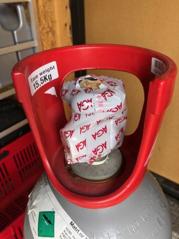 422552-3 Oöppnad tub 10 kg med kolsyra för öl/läskanläggning