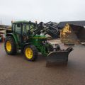 732154-1 John Deere 6110 SE 4WD 2002 with equipment (STG391)