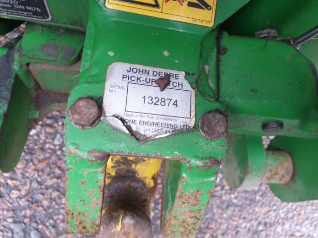 732154-30 John Deere 6110 SE 4WD 2002 with equipment (STG391)