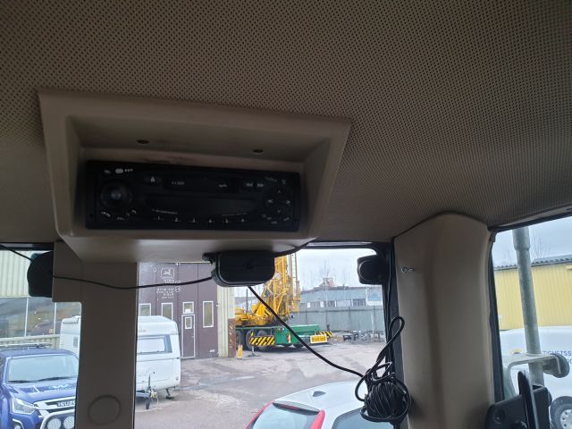 732154-38 John Deere 6110 SE 4WD 2002 with equipment (STG391)