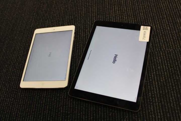 730959-1 Tablets 2 Apple iPad Air and iPad mini 2