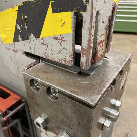 726347-9 Ironworker Br. Wikström BW 301