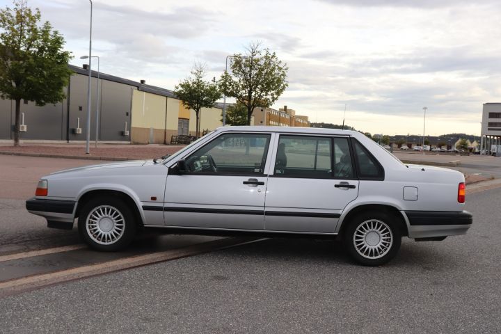 732387-2 Volvo 940 TD SE Exclusive -92