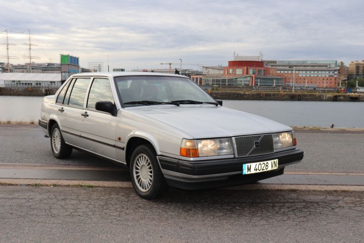 732387-7 Volvo 940 TD SE Exclusive -92