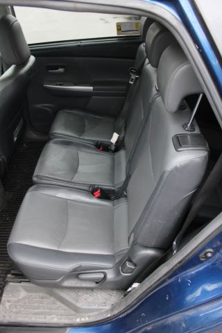 732396-25 Toyota Prius Plus -13 Reg.nr: DCK971 497245 km