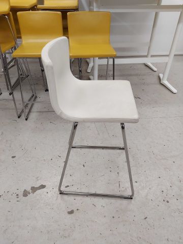 717498-4 Tables & Chairs IKEA Bernhard (3 / 11pcs)