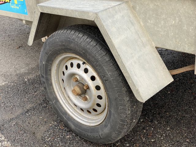 661484-9 Trailer with cover - Majava M 2526 LJ - CWJ099