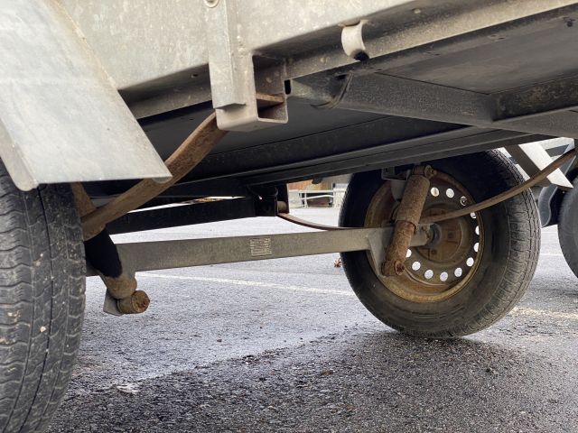 661484-10 Trailer with cover - Majava M 2526 LJ - CWJ099