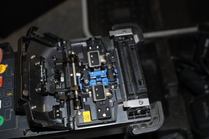 731529-8 Fiber welding Fitel Fusion Splicer S153A