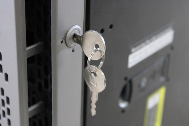 721241-11 Server Computer - HP ProLiant ML350p Gen 8