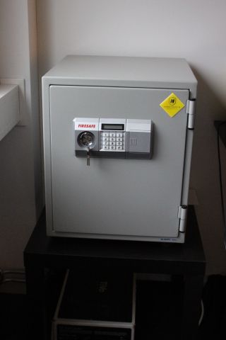 730925-1 Safe Leeco ES-20XPL